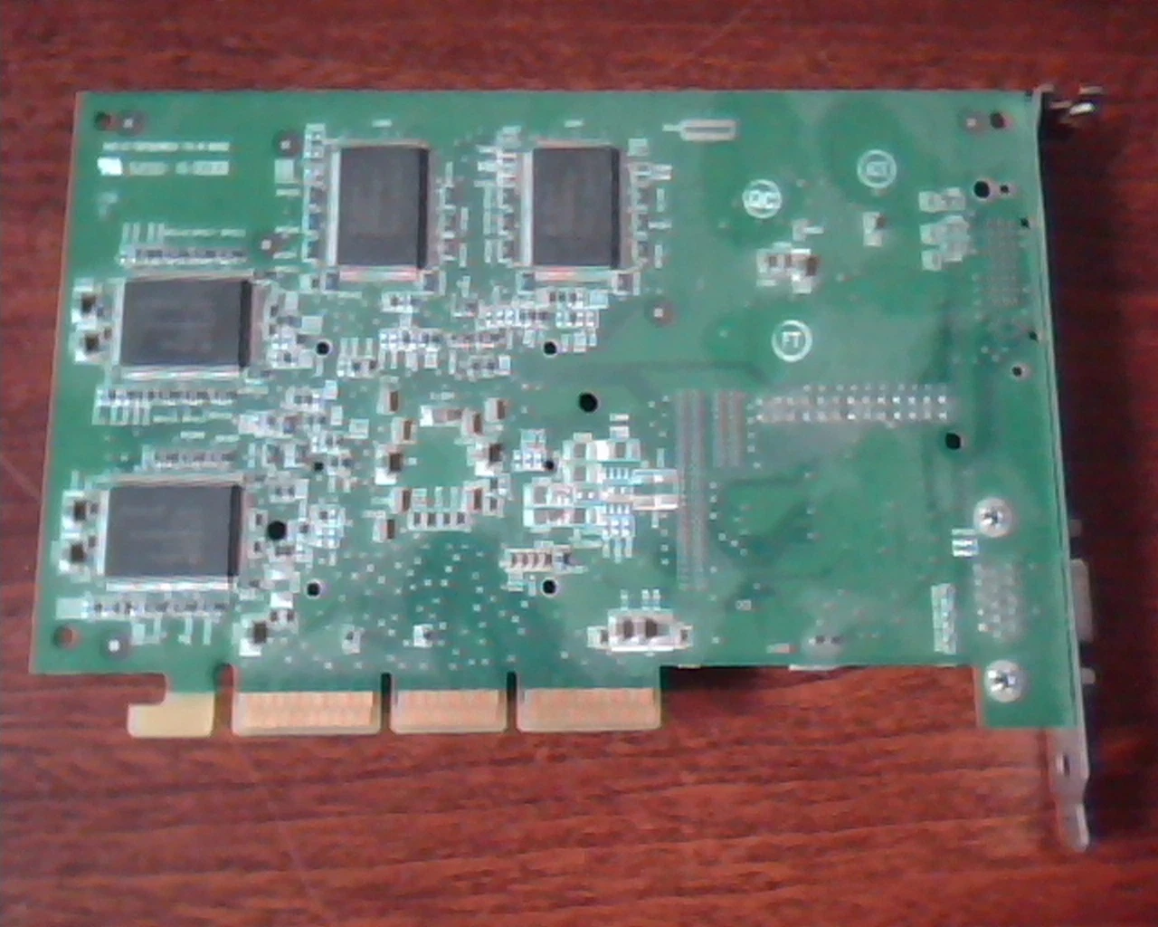Video Graphics Card AGP NVIDIA GeForce2 GTS 180-P0020-0100-E02 32MB VGA Rev A06 - image 4