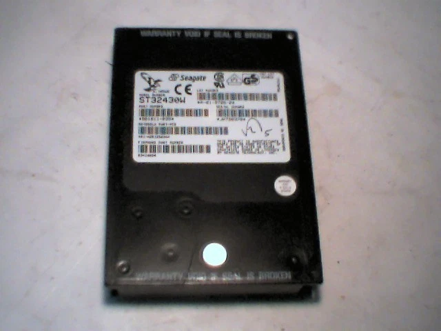 Hard Drive Seagate ST32430W SCSI 68-pin Disk Vintage 2.1GB 3.5"