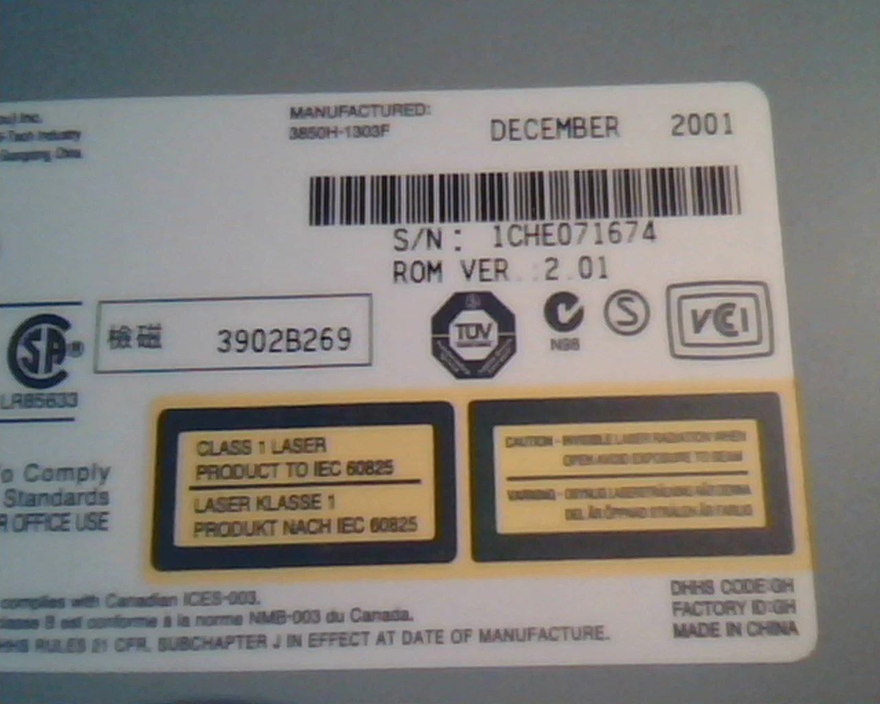 LG CD-R/RW Drive GCE-8160B December 2001 2.01 Rewritable 16x10x40x - image 3