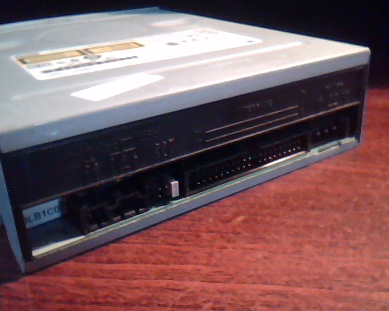 LG CD-R/RW Drive GCE-8160B December 2001 2.01 Rewritable 16x10x40x - image 4