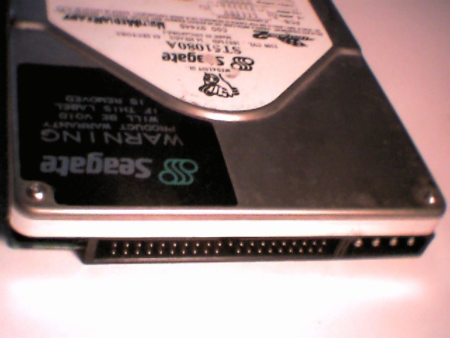 IDE Hard Drive Seagate ST51080A 9C2001-302 3.5 FastATA2 MultiMediaReady 1083MB - image 3