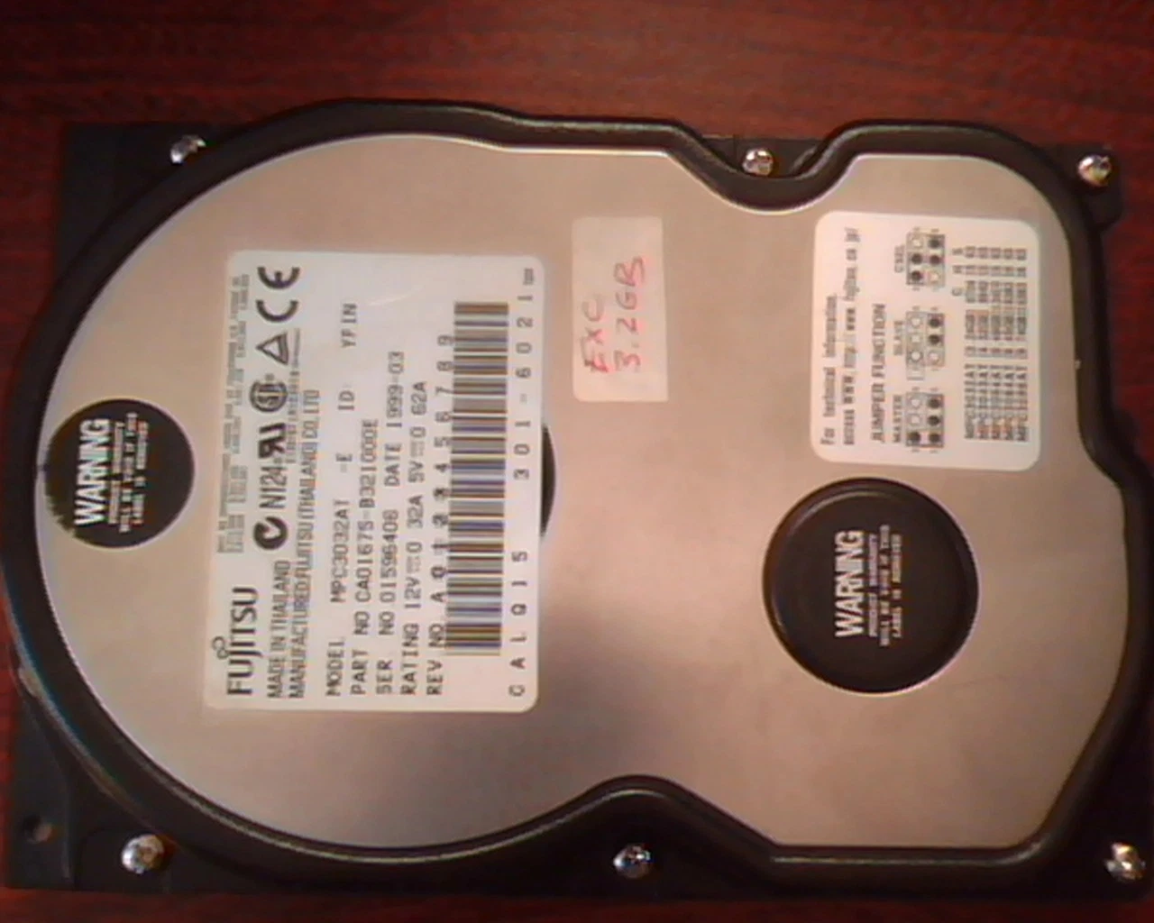 Hard Drive Disk IDE Fujitsu MPC3032AT 301-6021 1999-03 CA01675-B321000E YFIN
