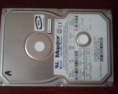 Hard Drive Disk IDE Maxtor 33073H3 13A 03A 11A YAH814Y0 DiamondMax VL 40 AT