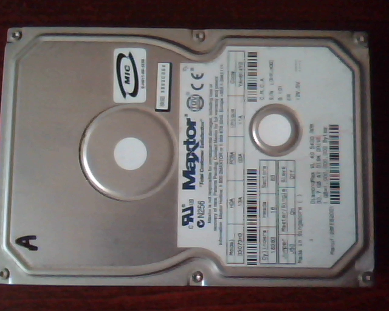 Hard Drive Disk IDE Maxtor 33073H3 13A 03A 11A YAH814Y0 DiamondMax VL 40 AT