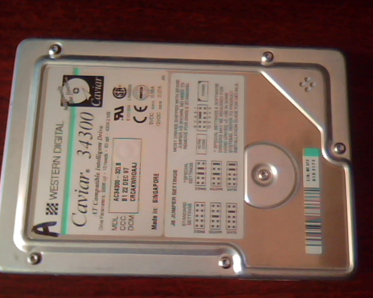 Hard Drive Disk IDE Western Digital Caviar 34300 AC34300-32LB CRCAKWHOAAJ B1