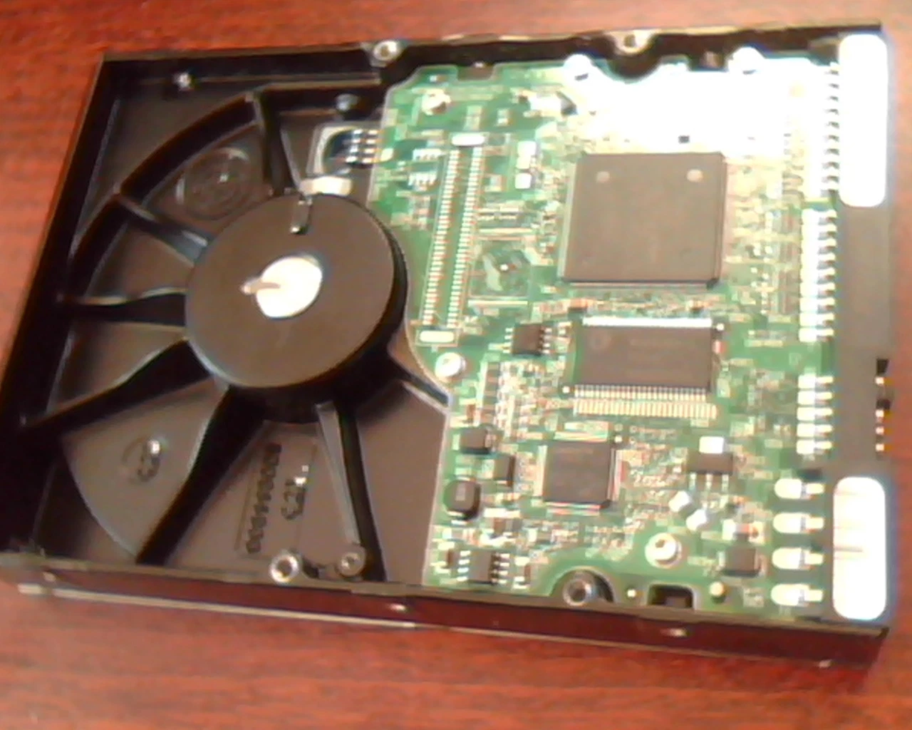 Hard Drive Disk IDE Maxtor DiamondMax Plus 9 80GB YAR41BW0 160086528 133 - image 5
