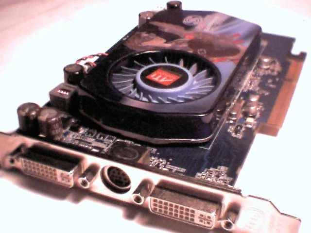 AGP Video Graphics Card ATI Sapphire HD3650 512M 512MB Dual DVI 512 HD 3650 - image 3