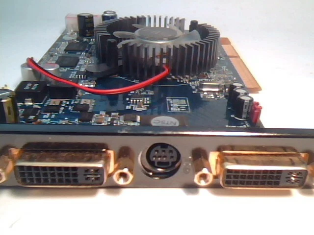 AGP card HIS 512MB 0RG1-22-B RG1G0200N 08052-058 LF0906B H26XF512M DVI Video - image 6