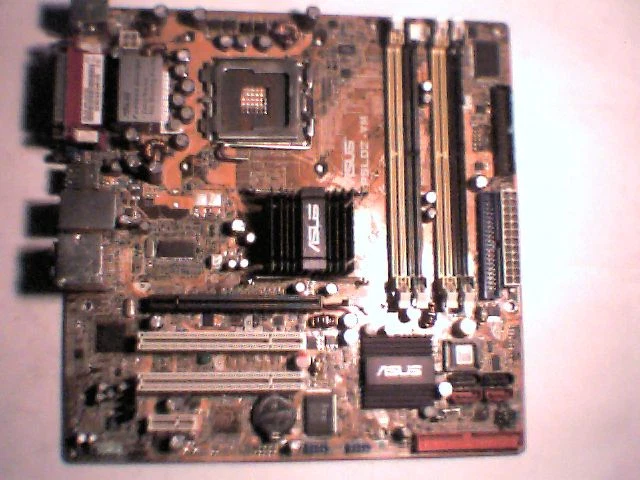 Motherboard P4 ASUS P5LD2-VM-UAYGZ Rev 1.03G 05CG034-02468 - image 2