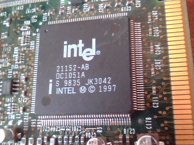 HP 5064-6016 Rev.04 SCSI and 10/100 Ethernet PCI Card - image 4