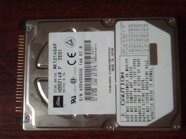 2.5 in Hard Disk Drive IDE Toshiba MK1214GAP HDD2149 F ZE01