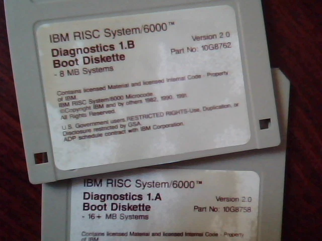 IBM RISC System/6000 POWERstation server Operator Guide Manual Program Diskette - image 3