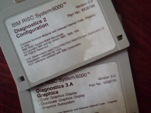 IBM RISC System/6000 POWERstation server Operator Guide Manual Program Diskette - image 4