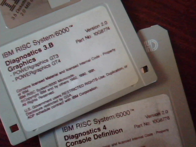 IBM RISC System/6000 POWERstation server Operator Guide Manual Program Diskette - image 5
