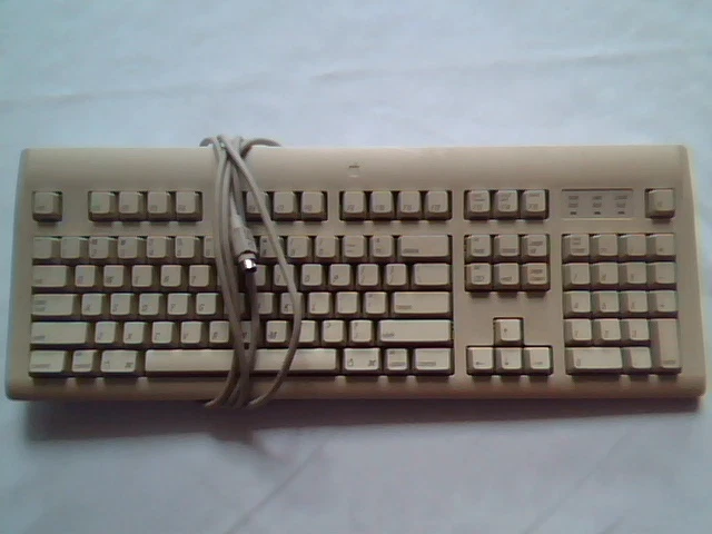 Keyboard AppleDesign Model M2980 BCGM2980 - Apple 1994