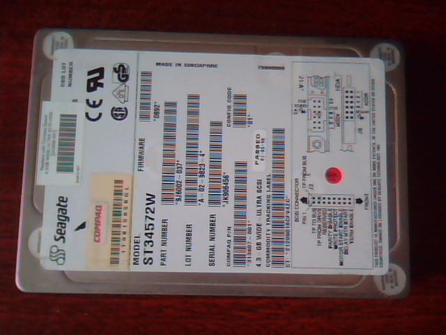 SCSI Hard Disk Drive Seagate ST34572W 9J6002-037 242606-001 A-02-9823-4