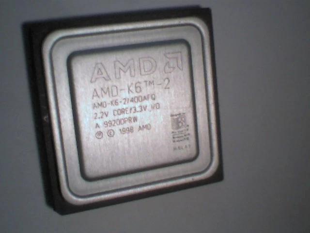 CPU computer chip AMD AMD-K6-2/400 2.2V CORE 1998 2.2V 3.3V AFX AFR AFQ Socket7