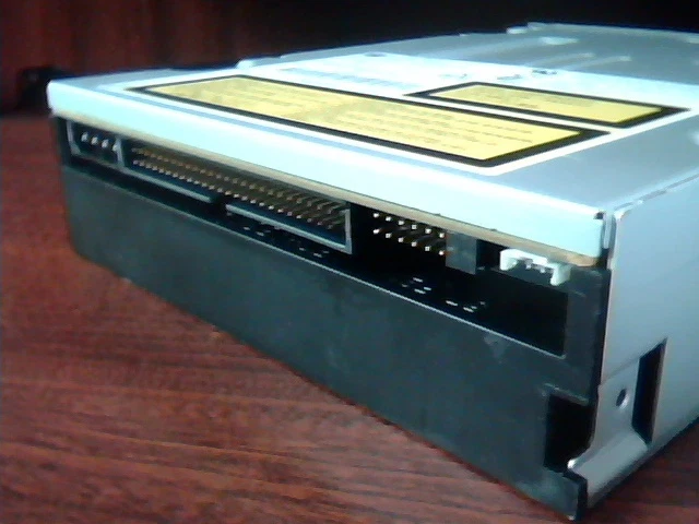 SCSI 50-pin CDROM Drive Toshiba XM-6201B 50-pin 32X Sun 370-3416-02 3703416-02 - image 4