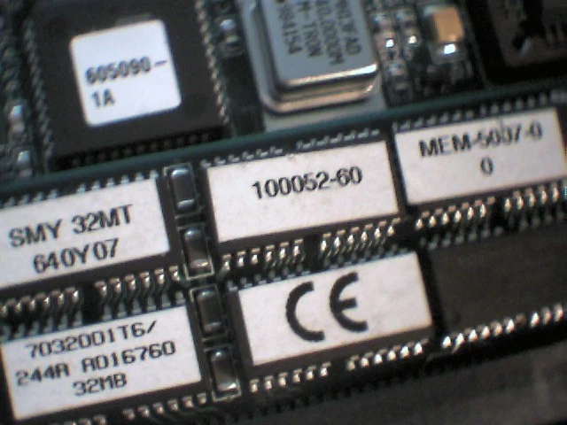 Mylex DAC960PG/PJ Series Ultra SCSI RAID Disk Array Controller with 3 Channels - image 6
