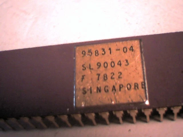 Rare computer chip 95831-04 SL90043 1978 Gold Plated Purple Ceramic vintage old - image 4