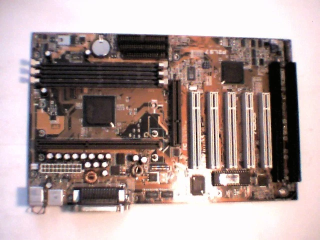 Pentium Motherboard Slot1 ASUS P2L97 v1.05. 2 ISA AGP 440LX CPU/RAM optional