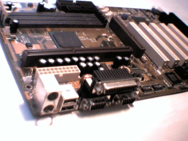 Pentium Motherboard Slot1 ASUS P2L97 v1.05. 2 ISA AGP 440LX CPU/RAM optional - image 2