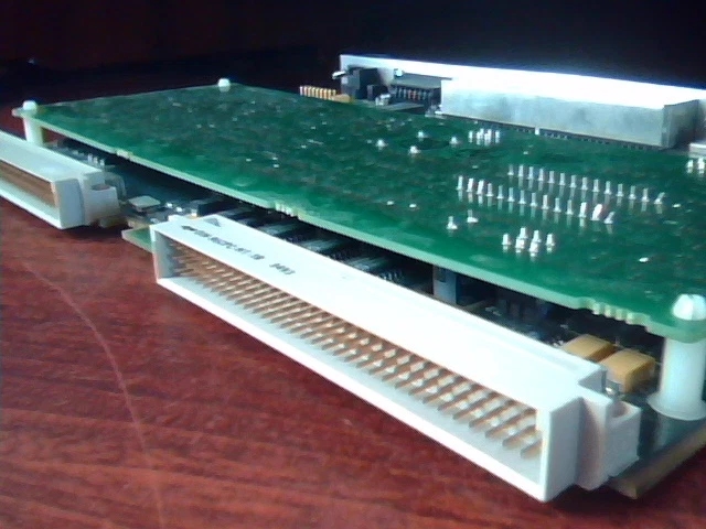 MOTOROLA 01-W3885B SERIES 900 CPU I/O MODEM VME card - image 6