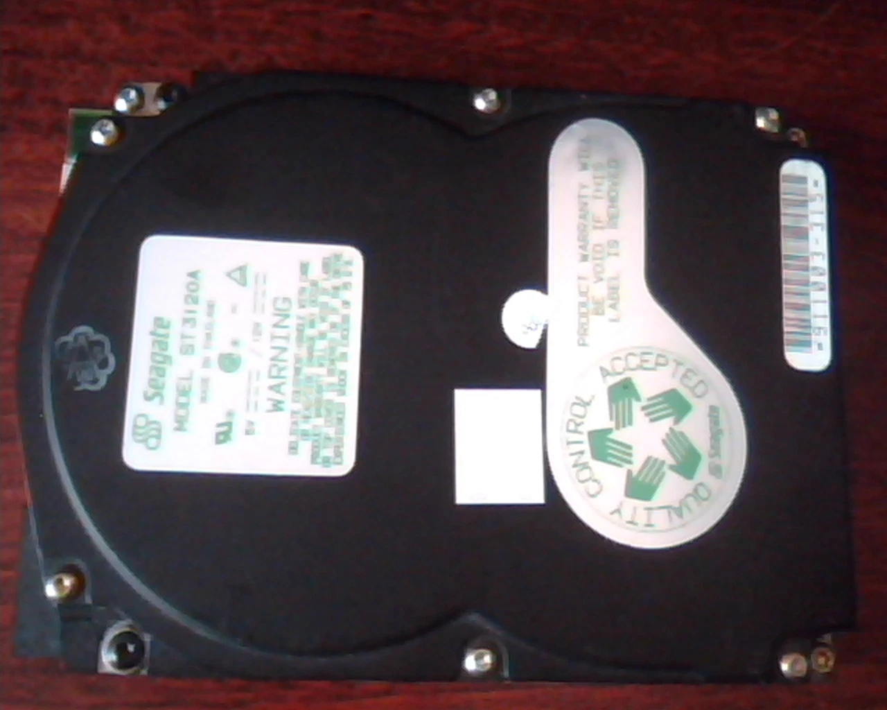 Hard Disk Drive IDE Seagate ST3120A MCCD11-00 911003-315