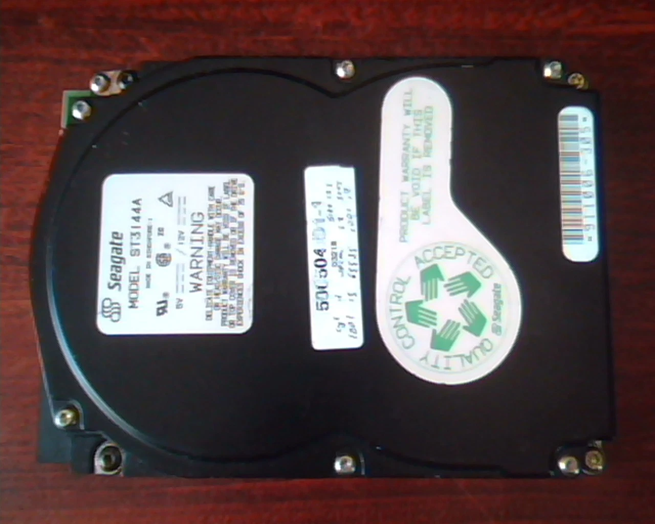 Hard Disk Drive IDE Seagate ST3144A 146-164-A1 911006-305