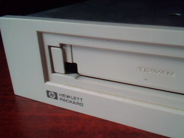 HP Colorado T4000s Travan Tape Drive Hawk 6000-0005 - image 2