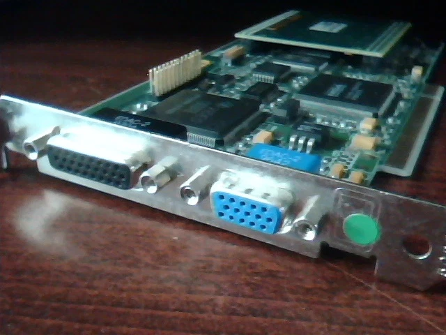 Matrox MGA-MIL/4/DELL3 00059264 MIL/MOD2/OE PCI Video - image 4