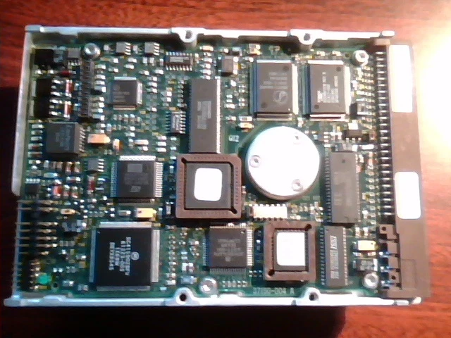 Hard Disk Drive SCSI Disk Conner CFP4207S DX932M2 CFS09 - image 4