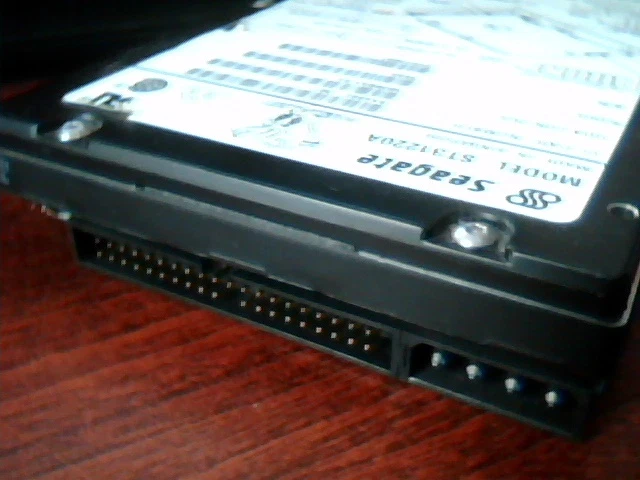 Hard Disk Drive Seagate ST31220A 9A4002-307 0658 Medalist - image 3