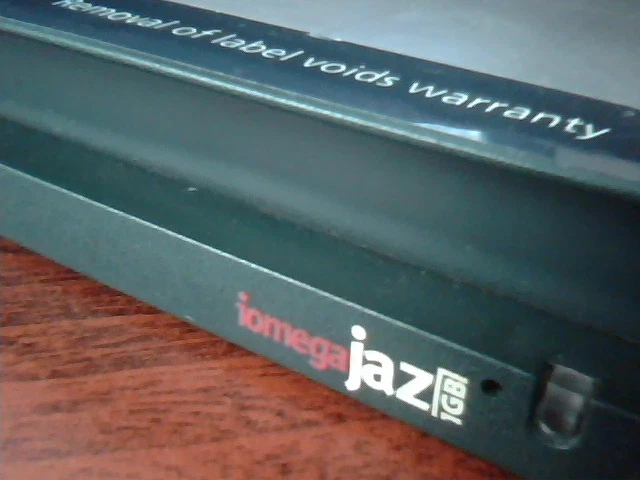 Cartridge Drive Internal IOmega Jaz V1000SI 1GB SCSI - Black faceplate - image 2