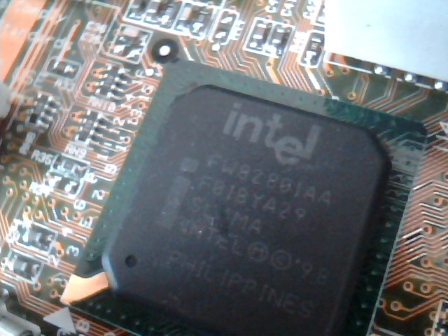 Socket370 Motherboard Chaintech 6WFV2-C104A 810e i810 - image 7