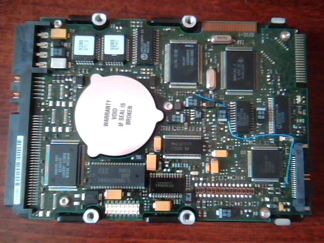 SCSI Hard Disk Seagate Barracuda Compaq ST32171W 9C6011-030 242604-001 - image 4