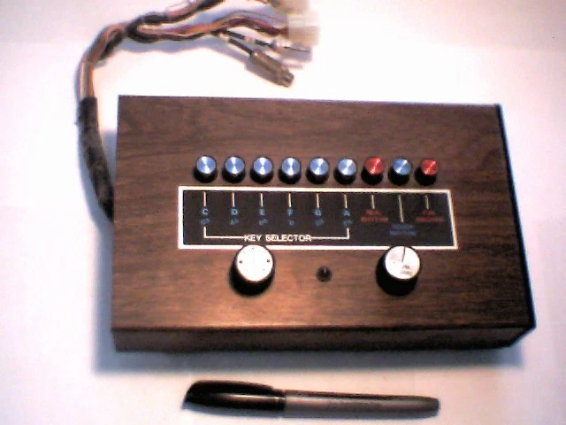 Steel Project Control Panel 9 Push Buttons 2 Potentiometer Dials Wood Grain RCA