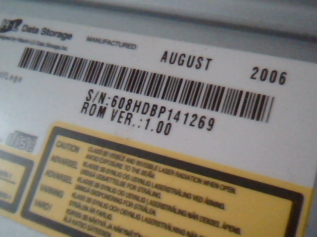 Super Multi DVD Rewriter GSA-H22N LG 1.00 August 2006 CD Drive - image 4