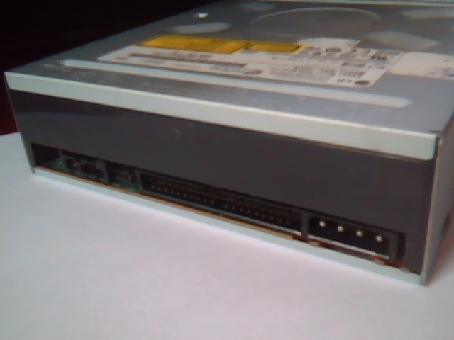 Super Multi DVD Rewriter GSA-H22N LG 1.00 August 2006 CD Drive - image 5