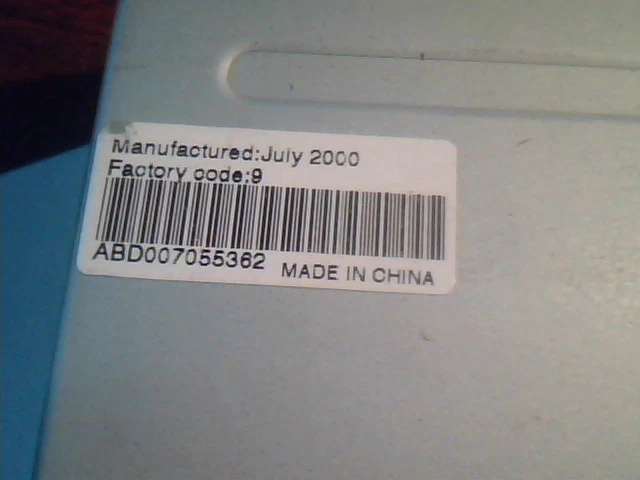 CD Drive IDE CD505D Pan-International Industrial 50X max July 2000 - image 4