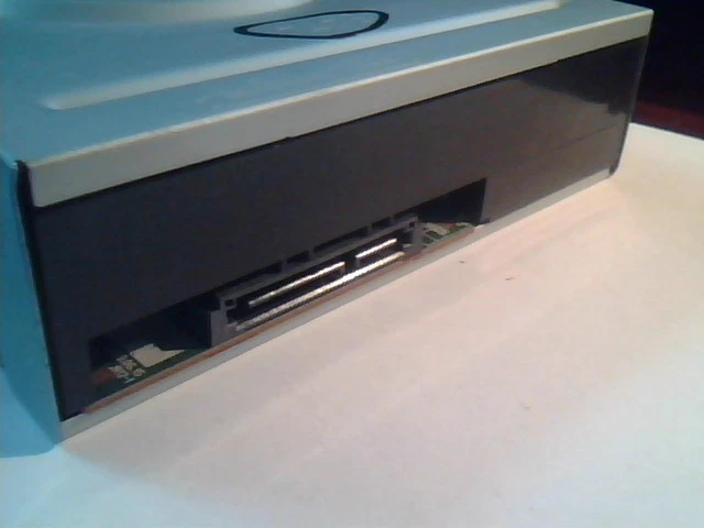 SATA Drive Super Multi DVD Rewriter GH22NS50 TN02 November 2009 LG - image 4
