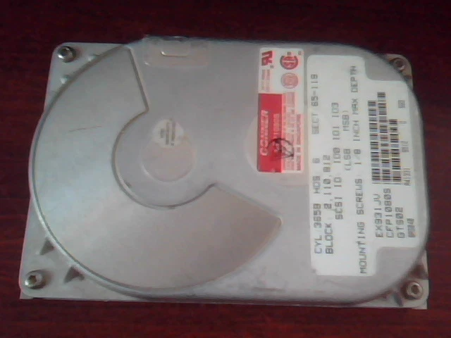 Hard Disk Drive SCSI Conner CFP1080S EX931JV GTS02 8AS040