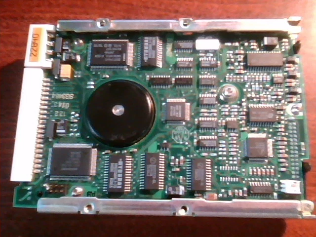 Hard Drive IDE Disk Seagate ST3243A 915003-717 07-5.04-A1 - image 4