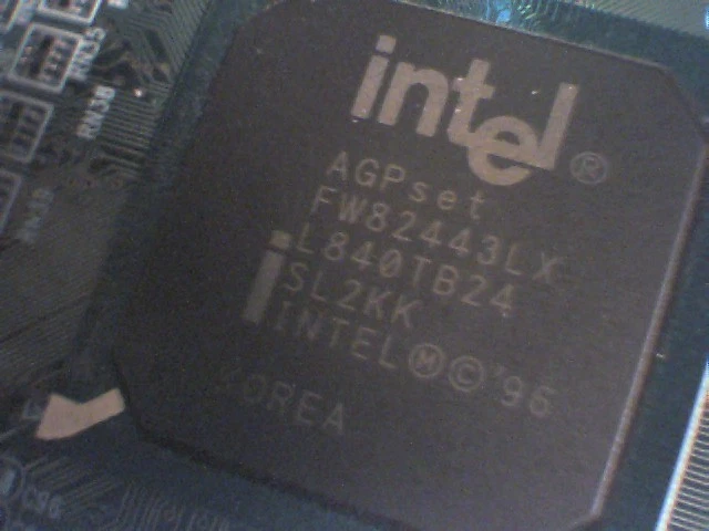 Pentium Motherboard Slot1 QDI P6I44LX Legend V 2.0(S2.1) AGP 3 ISA slots 440LX - image 9