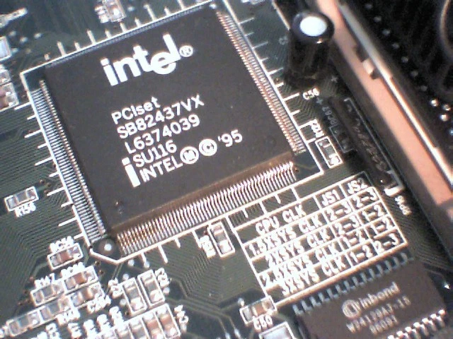 Pentium Motherboard Socket7 QDI Explorer P5I430VX V3.0(S3.1) 430VX NS9636AP MMX - image 7