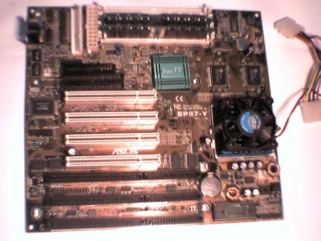 Pentium Motherboard Super Socket7 ASUS SP97-V 1.02. Super7 ATX AT MMX SiS 5598