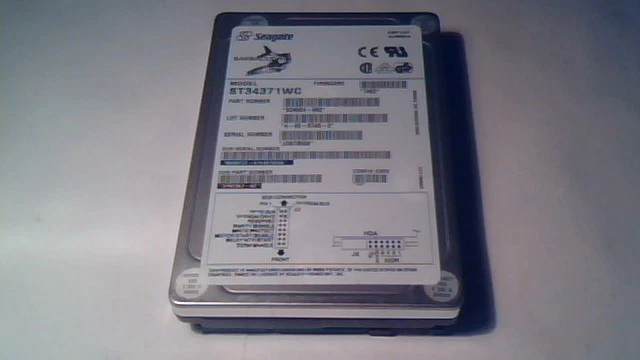 Hard SCSI Drive Seagate Barracuda ST34371WC 9C6004-050 80-pin 4GB 7200RPM
