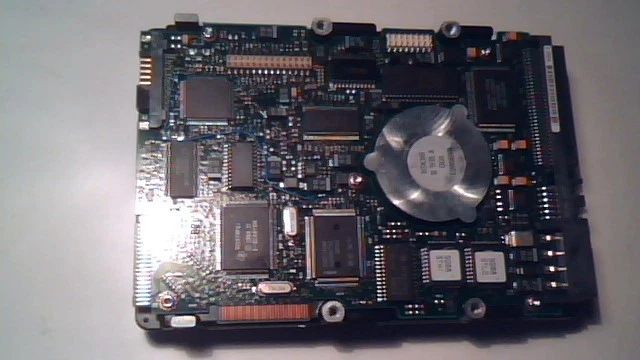 Hard Disk Drive Seagate Barracuda ST34371W 9C6006-026 68-pin 4GB 7300RPM - image 2
