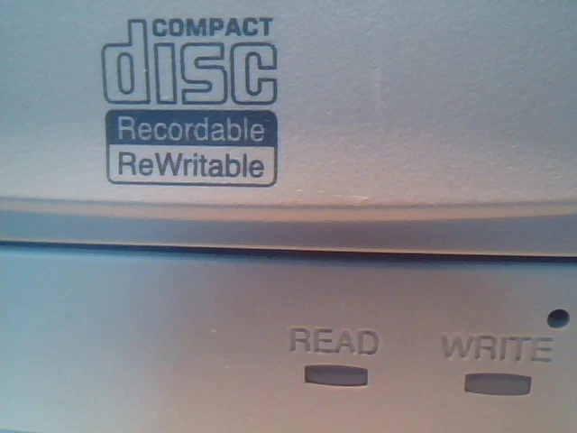CD-R/RW Drive LG CED-8120B IDE ATA 40-pin 12x 8x 32x - image 7