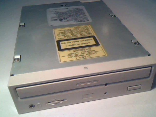 CD-ROM Drive Mitsumi CRMC-FX001D vintage proprietary mitsumi interface 40-pin